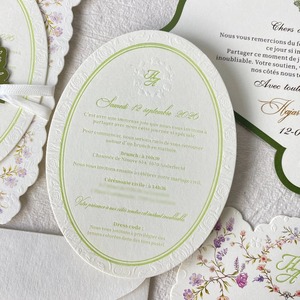 Juego de Invitaciones de Boda Personalizadas Premium con <span class=keywords><strong>Tarjeta</strong></span> de RSVP y Cronograma, Papel de Arte de 600g, Invitación con Relieve Floral 3D y Borla - Product Image 4
