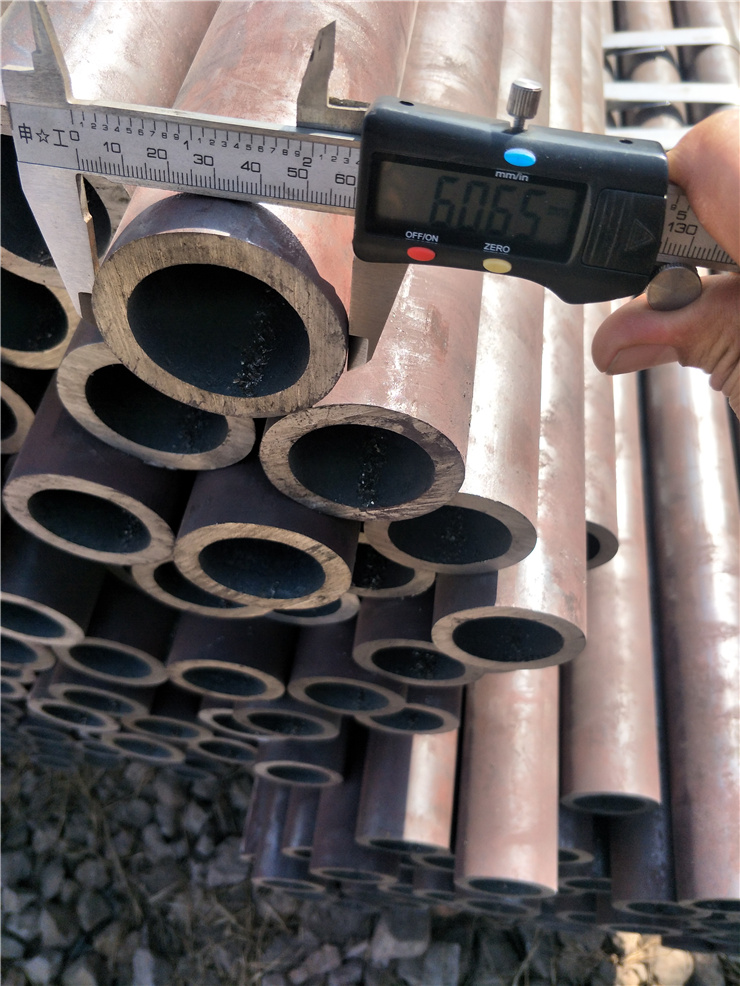 Large Diameter Seamless Low Temperature Resistant Pipe 16mn Alloy Steel Pipe Thin-Walled Seamless Pipe