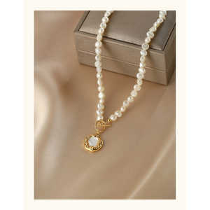 Collier exquis pour femme avec boucle OT, pendentif en coquille de perle naturelle baroque, chaîne de cou - Product Image 2