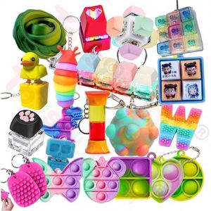 Nouveau porte-clés fidget spinner à mécanisme rotatif pour le transport de poche et l'utilisation au bureau, avec rotation silencieuse et fluide - Product Image 1