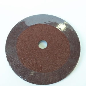 <span class=keywords><strong>Disque</strong></span> de ponçage en fibre vulcanisée de 5 pouces (<span class=keywords><strong>125</strong></span> mm), <span class=keywords><strong>disque</strong></span> de meulage en oxyde d'aluminium <span class=keywords><strong>pour</strong></span> <span class=keywords><strong>meuleuse</strong></span> d'angle, polissage du métal et du <span class=keywords><strong>bois</strong></span> - Product Image 4