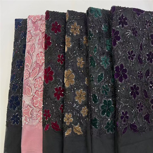 Tissus en dentelle perlée à sequins de haute qualité nigériens, dentelle délicate pour robes de mariée et de soirée - Product Image 3