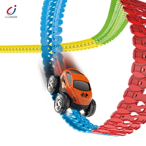 92 Piezas <span class=keywords><strong>de</strong></span> <span class=keywords><strong>Pista</strong></span> <span class=keywords><strong>de</strong></span> Carreras Flexible 3D Creativa para Armar, <span class=keywords><strong>Pista</strong></span> <span class=keywords><strong>de</strong></span> Carreras con Luces LED y <span class=keywords><strong>Coches</strong></span> <span class=keywords><strong>de</strong></span> Carreras Intercambiables - Product Image 3