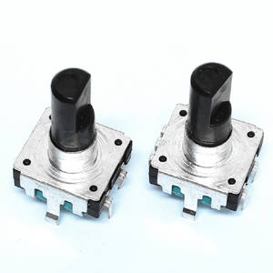 Encodeur rotatif incrémental à 5 broches <span class=keywords><strong>pas</strong></span> <span class=keywords><strong>cher</strong></span> avec arbre de 12 mm, DC 5V, 12/24 impulsions/360 résolution, montage <span class=keywords><strong>DIP</strong></span>/sur panneau - Product Image 3