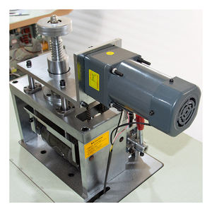 Máquina ultrasónica para toallas sanitarias - Product Image 5