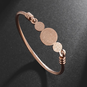 Pulsera de Acero Inoxidable con Cruz de <span class=keywords><strong>San</strong></span> <span class=keywords><strong>Benito</strong></span>, Joyería Cristiana para Hombre y Mujer, Pulsera de <span class=keywords><strong>San</strong></span> <span class=keywords><strong>Benito</strong></span>, Regalo Conmemorativo - Product Image 4