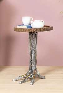 Meubles fabriqués à la main en métal Décoration unique à partir de fer recyclé au meilleur prix - Product Image 2