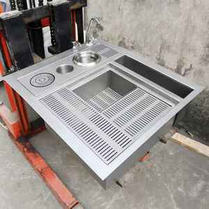 محطة تشغيل مخصصة لبار القهوة من الفولاذ المقاوم للصدأ من لانكسين، طاولة كوكتيل مربعة مخصصة - Product Image 4