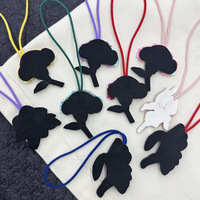 Pendentif en perles faites à la main 3D paillettes fleur patchs thermocollants pour vêtements sac à dos lanière sac décoration PVC feutre matériel mode