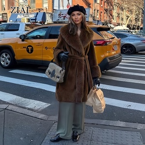 Nuovo <span class=keywords><strong>Cappotto</strong></span> in <span class=keywords><strong>Pelliccia</strong></span> da <span class=keywords><strong>Donna</strong></span> alla Moda Invernale Lungo e Caldo in Shearling di Alta Qualità - Product Image 2