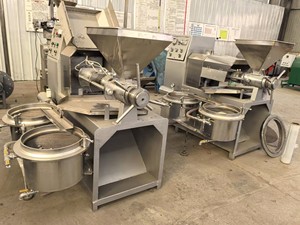 Presse à huile de graines de <span class=keywords><strong>camélia</strong></span> haute précision <span class=keywords><strong>en</strong></span> promotion pour l'extraction naturelle d'huile – Machine de pressage d'huile - Product Image 5