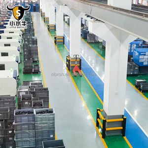 Protezione verticale della colonna in acciaio per sicurezza pedonale con barriera stradale in plastica venduta in fabbrica per lo stoccaggio del magazzino - Product Image 4