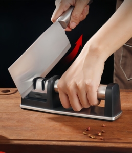 Accessoires de cuisine Nouveau produit Aiguiseur de couteaux professionnel à 2 étapes en acier tungstène avec manche en acier inoxydable - Product Image 2
