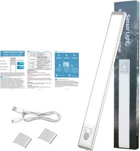 خزانة خزانة مغناطيسية بإضاءة ليد رقيقة للغاية قابلة لإعادة الشحن ، خزانة ملابس قابلة للإضاءة 3 ألوان - Product Image 6