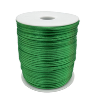Vente en gros 2mm 5 #   Cordon en satin 100% polyester tissé, style classique, nœud chinois, queue de rat, couleur personnalisée, lisse, pour vêtements