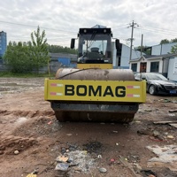 Compacteur vibrant à tambour unique BOMAG BW219DH-4 d'occasion, peinture d'origine, 19 tonnes, pour la construction routière