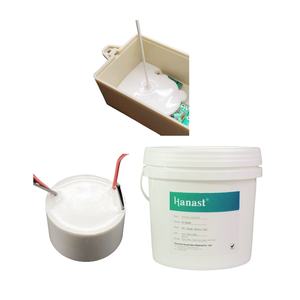 Senyawa Silikon Pengeras Cepat HN-8810 1:1 Dua Komponen Mengeras 10-20 Menit 80C Shore A45-50 Pengemasan Termal 20kg - Product Image 4