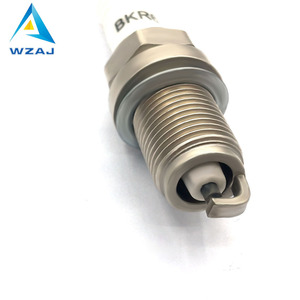 BKR6E-11 Spark <b>Plugs</b> For Volkswagen Buick Changan Gasoline Engine Copper Electrode <b>Replacement</b> Parts - Product Image 3