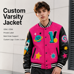 <span class=keywords><strong>Giacca</strong></span> Varsity Personalizzata da Uomo, <span class=keywords><strong>Fucsia</strong></span> e Nero, con Motivi Patchwork e Ricami Grafici, Stile Letterman in Tessuto Pesante Effetto Lana - Product Image 1