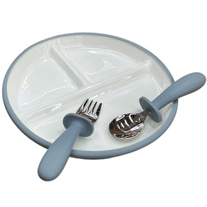 Nuevo diseño de <span class=keywords><strong>platos</strong></span> de porcelana dividida blanca clásica de 8 pulgadas con mangas de silicona para niños, microondas, lavavajillas, succión de bebé segura - Product Image 5