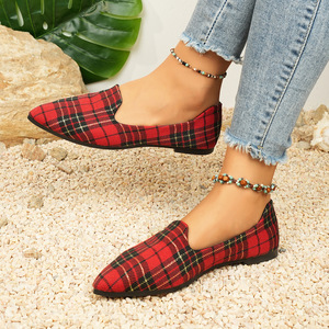 2025 Latest Style Women's Large Size Fashion Loafers Color <b>Matching</b> Flat Casual Slip-On Single Shoes for Spring/Summer Rubber - Product Image 2