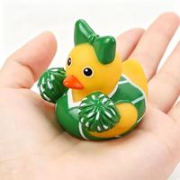 WOWEI MiniInflat Cadeaux pour équipes de cheerleading : Canards en caoutchouc miniatures en gros avec nœuds, Canards de cheerleaders avec nœuds, Pompons pour cadeaux d'équipe