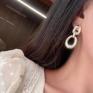 Orecchini Pendenti Geometrici a Spirale con Zirconi per Donne, Gioielli Minimalisti per Uso Quotidiano - Product Image 2