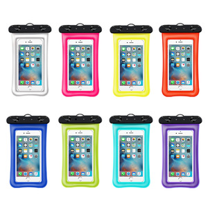 Étui de téléphone flottant gonflable étanche grande taille transparent pour la natation en extérieur avec sangle détachable - Product Image 3