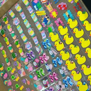 Vinilo UV Kiss Cut <span class=keywords><strong>para</strong></span> Envolver Vasos y Computadoras, Resistente al Agua, Fácil de Aplicar, Lavable y Duradero, 300-500 Lavados - Product Image 2