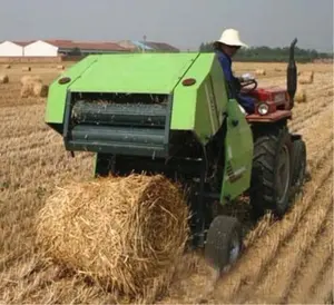 Mesin traktor bertenaga PTO harga pabrik multifungsi mesin gulung jerami Baler bundar Mini jerami Baler