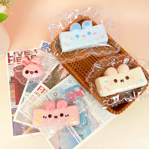 Nuevo Clip para el Cabello con Forma de Conejo, Juguete de Silicona de Grado Alimenticio para Aliviar el Estrés - Product Image 1