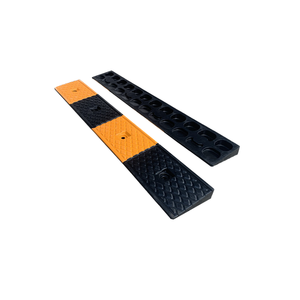 <span class=keywords><strong>Rampe</strong></span> de porte de seuil de fauteuil roulant en caoutchouc solide durable de 1 ''avec bords d'aile ralentisseurs fonctionnels - Product Image 2