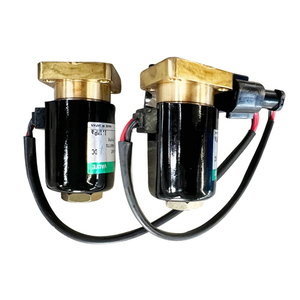 Válvula Solenoide <span class=keywords><strong>17A</strong></span>-<span class=keywords><strong>15</strong></span>-<span class=keywords><strong>17271</strong></span> para Cargadora de Ruedas Komatsu WA420-3 WA450-3 WA470-3 - Product Image 1