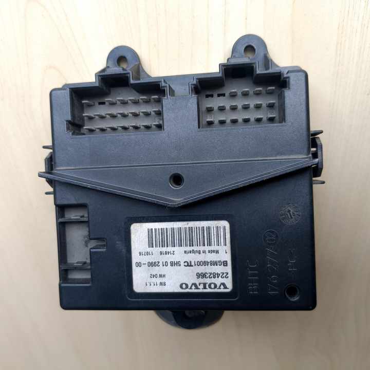 Image 4