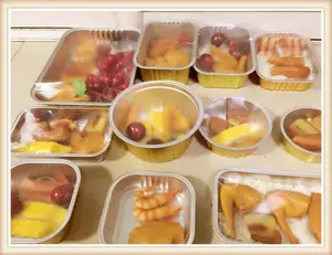 Lebensmittelbox 500 ml Einwegbehälter für Speisen zum Mitnehmen Deckel goldene Farbe Aluminiumfolie rechteckiges Herz rotes Aluminiumtablett