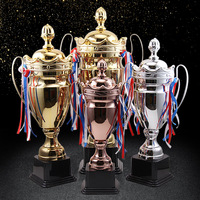 Nouveau Design Sport Trophée Coupe Chine Usine Vente en gros à bas prix Bronze Fer Trophée Logo personnalisé Offre Spéciale Golden Metal Award