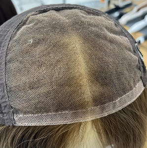 Topper <span class=keywords><strong>Cheveux</strong></span> Humains en Gros 8x8 Blond Doré Balayage <span class=keywords><strong>Cheveux</strong></span> Russes Vierges Non Traités Dentelle HD Fermée Sans Colle Pour Ajouter de la Longueur Topper <span class=keywords><strong>Court</strong></span> - Product Image 2