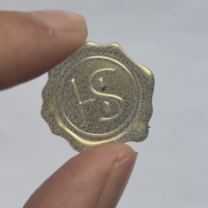 สติกเกอร์ซีลขี้ผึ้งลายใหม่ขายดี สีโรสโกลด์ เนื้อนุ่ม สำหรับติดซองจดหมาย - Product Image 5