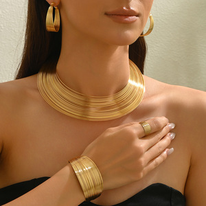 2025 vente en gros de haute qualité couleur or multi couches fil ensemble de bijoux collier boucles d'oreilles bague Bracelet pour des événements spéciaux - Product Image 2