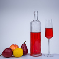Bouteille de vin, whisky, brandy en verre cristallin de 500 ml, forme plate, transparente, avec bouchon à vis, emballage élégant et scellé