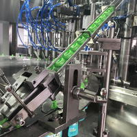 Machine de capsulage de remplissage de poche de bec de sauce tomate de purée de jus rotative Doypack