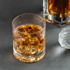 Kristal viski bardağı şekilli geliştirmek için tatma ve Aroma ruhları kristal şeffaf cam