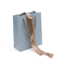 Sacs cadeaux personnalisés avec poignées pour mariage, Saint-Valentin, fête des mères, emballage de bijoux, sacs en papier durables