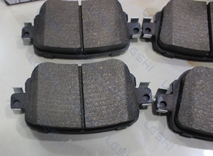 LESHI LS6032 D1779 cina produttore di vendite <span class=keywords><strong>pastiglie</strong></span> freno per Auto sistemi frenanti sportivi <span class=keywords><strong>pastiglie</strong></span> dei <span class=keywords><strong>freni</strong></span> posteriori per Volkswagen VW <span class=keywords><strong>Golf</strong></span> <span class=keywords><strong>7</strong></span> 2014 - Product Image 3