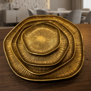 Juego de Platos Decorativos de Metal con Forma Irregular, Hechos a Mano, con Patrón de Plantas Grabado, Estilo Vintage - Product Image 6