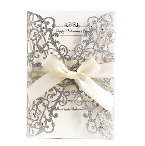 Tarjeta de Invitación de Boda o San Valentín DAMAI, Plateada con Diseño Floral Hueco y Lazo de Satén, Decoración con Corte Láser - Product Image 1