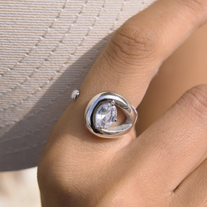 Elegant Zircon <b>Ring</b> Inlay Prong Setting Oval Shape Women's Fashion Jewelry Gift Stainless Steel <b>Titanium</b> Steel <b>Ring</b> - Product Image 3