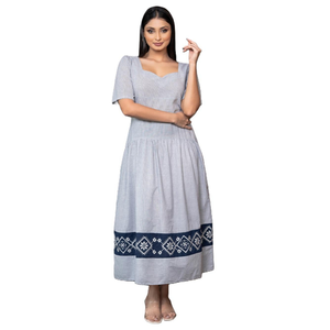 Vestido Maxi de Alta Calidad, Color Blanco Hueso y Azul, con Bordado en Contraste, Casual para Mujer - Product Image 1