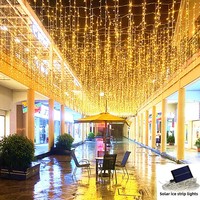Guirlandes lumineuses en forme de glaçons, type abstrait, pour extérieur, étanches IP66, LED, avec télécommande à clé.