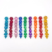 Deskjoy Factory Sale 7 pcs/set dés en plastique polyédrique transparent gravé écologique pour jeux de rôle